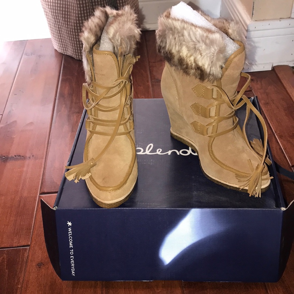 Splendid Booties - Picture 2 of 2